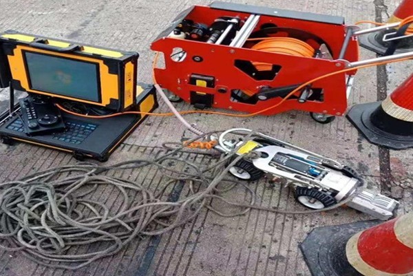 兴国CCTV管道检测机器人