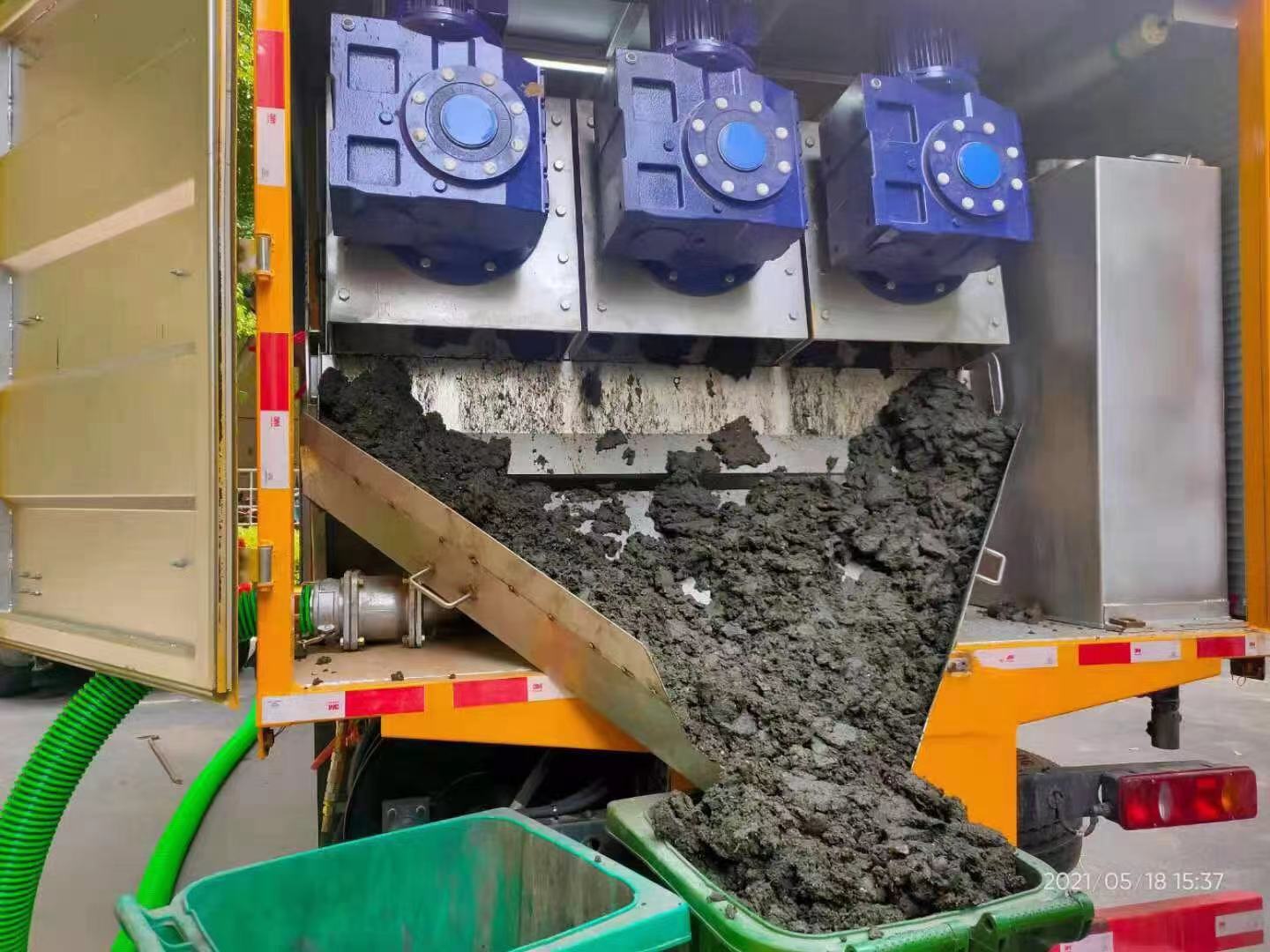 兴国化粪池清掏城市维护站-泥浆净化干湿分离处理